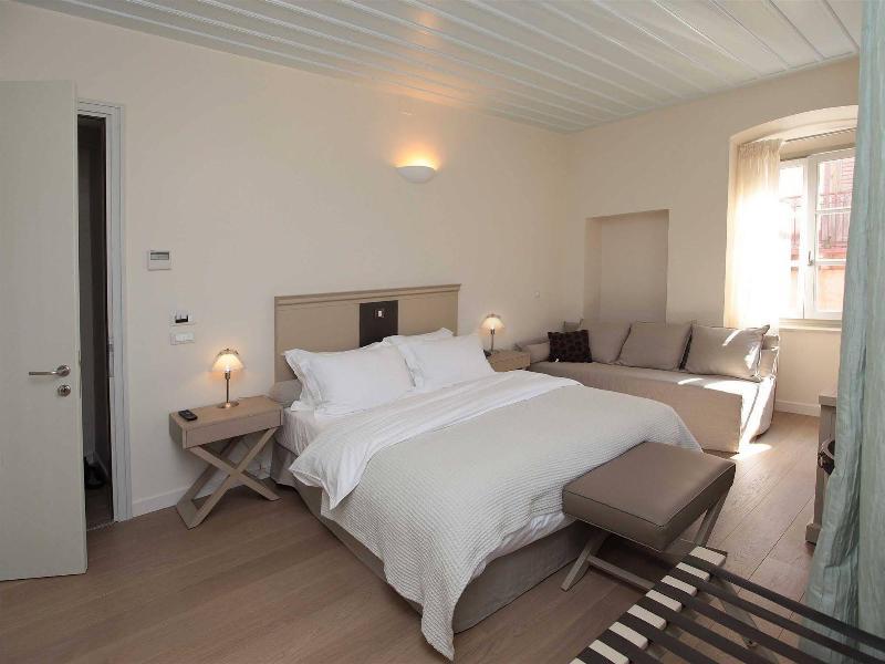 Grand Sarai Hotel 4*