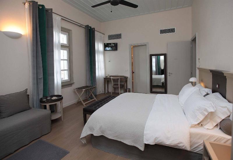 Hotel Grand Sarai